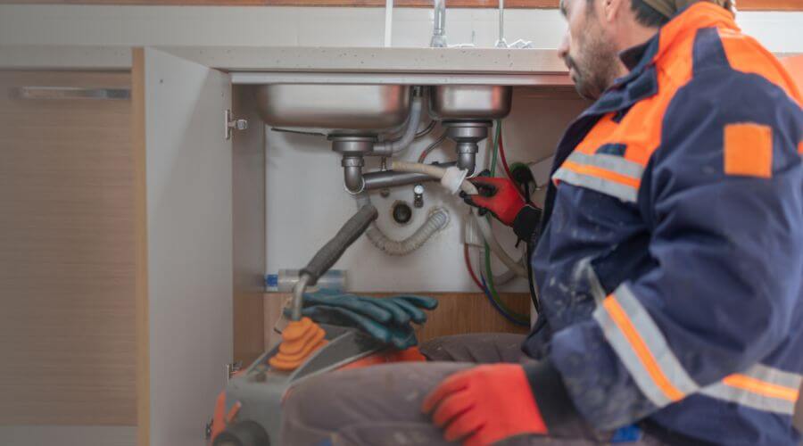Professional slab leak plumber services in Knoxville, MD